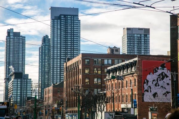 Adelaide and Spadina